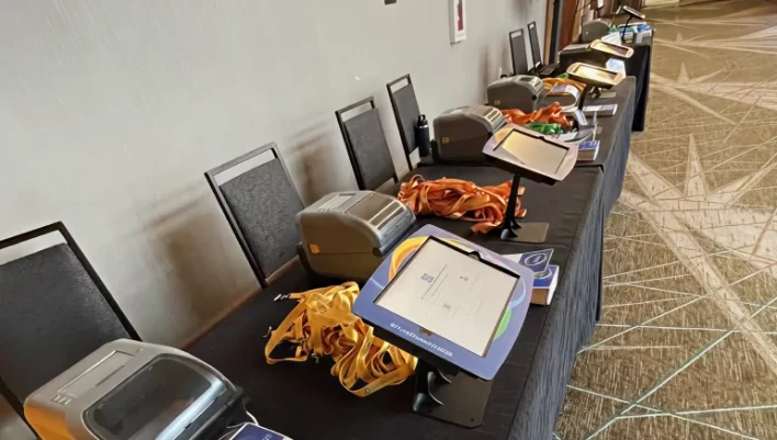 rent iPad mini for smooth event operations